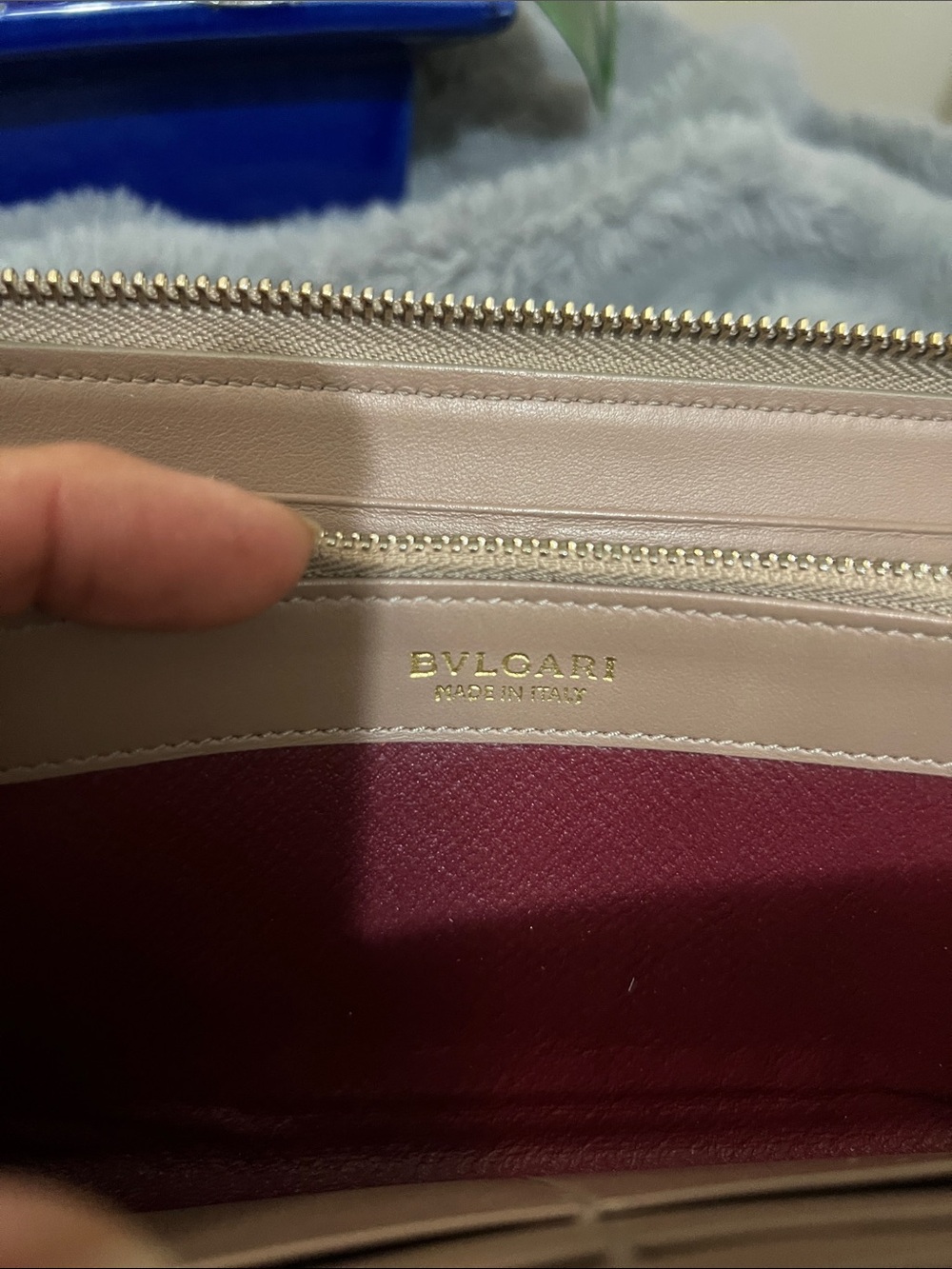 Bulgari Two-Tone Taupe Leather Zip Wallet EUC retail $649 - Picture 9 of 9